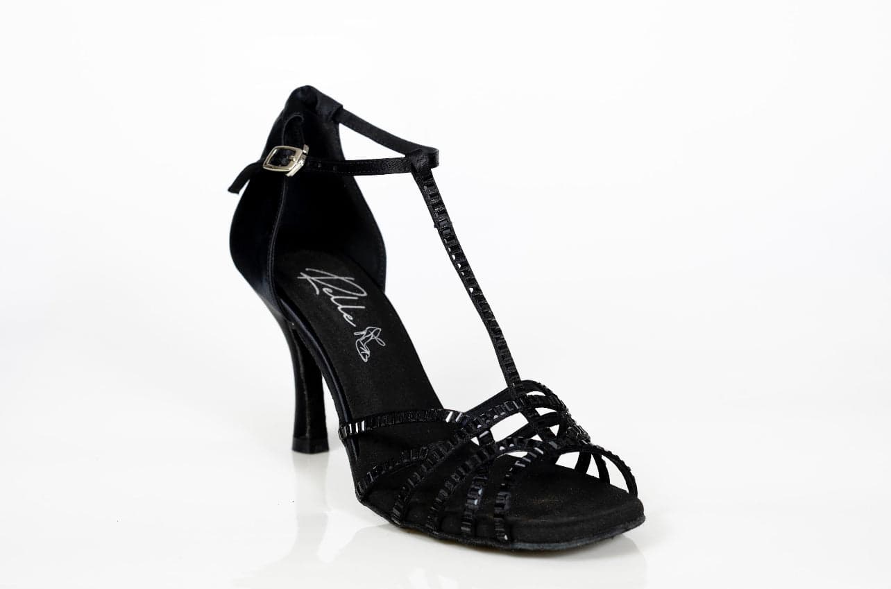 Cinderella Noir photo 2